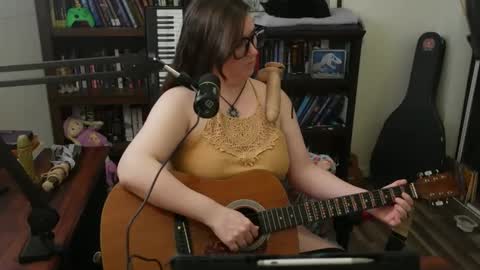 Snapshot of adobe_angel304 chatting on December 17, 11:27 pm adobe_angel304 online show from December 17, 11:27 pm