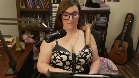 Snapshot of adobe_angel304 chatting on December 23, 1:51 am adobe_angel304 online show from December 23, 1:51 am