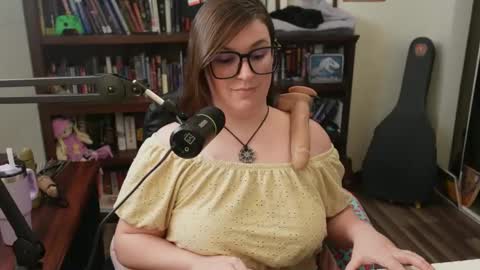 Snapshot of adobe_angel304 chatting on January 2, 11:06 pm adobe_angel304 online show from January 2, 11:06 pm