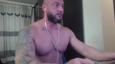 Snapshot of adonis_dionysos chatting on November 5, 1:00 pm adonis_dionysos online show from November 5, 1:00 pm