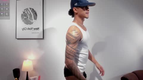 Adonis online show from January 4, 6:41 am