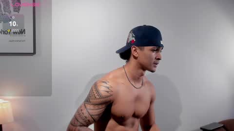 Adonis online show from January 4, 9:43 am