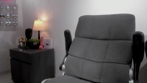 Adonis online show from January 11, 7:17 am