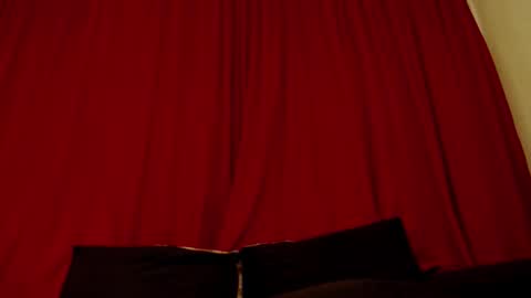 Adonis online show from November 14, 9:46 pm