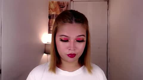 adorabletsforyouxx online show from September 15, 3:34 pm