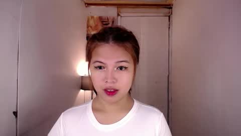 adorabletsforyouxx online show from October 19, 4:18 pm