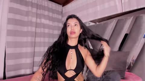 Snapshot of adorabolt chatting on November 21, 1:48 am Stormi online show from November 21, 1:48 am