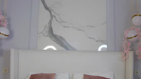 Snapshot of adoracortes chatting on September 19, 5:09 am adoracortes online show from September 19, 5:09 am