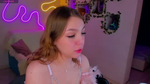 Snapshot of adrean_sofi chatting on January 23, 4:48 pm adrean_sofi online show from January 23, 4:48 pm