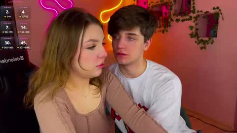 Snapshot of adrean_sofi chatting on March 6, 3:13 pm adrean_sofi online show from March 6, 3:13 pm