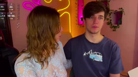 Snapshot of adrean_sofi chatting on March 12, 4:24 pm adrean_sofi online show from March 12, 4:24 pm