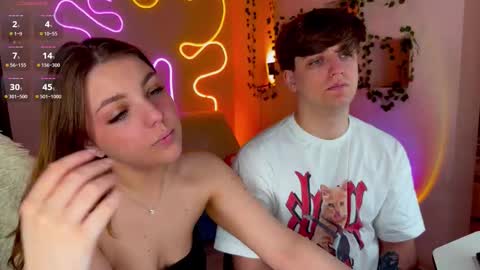 Snapshot of adrean_sofi chatting on September 8, 6:40 pm adrean_sofi online show from September 8, 6:40 pm