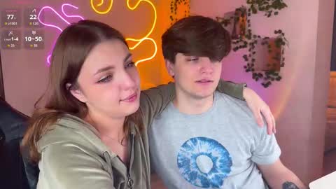 Snapshot of adrean_sofi chatting on October 4, 7:50 am adrean_sofi online show from October 4, 7:50 am