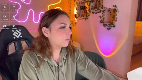 Snapshot of adrean_sofi chatting on October 30, 2:40 pm adrean_sofi online show from October 30, 2:40 pm