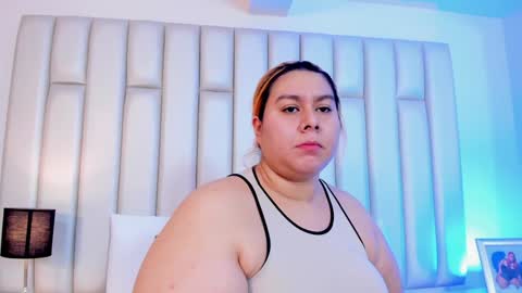 ANDREA PEREZ online show from February 8, 11:22 am