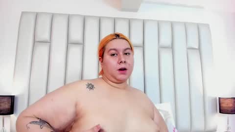 ANDREA PEREZ online show from March 10, 11:42 am