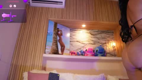 Snapshot of adri_crof chatting on November 12, 4:02 am Adri crof online show from November 12, 4:02 am