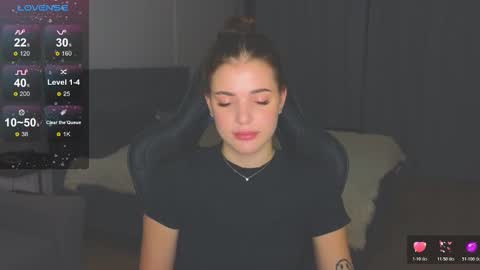 Snapshot of adri_dream chatting on November 8, 3:18 am Adriana online show from November 8, 3:18 am