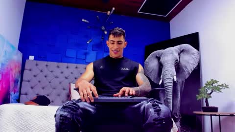   online show from September 10, 6:19 pm