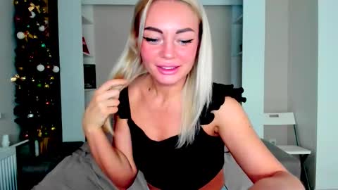 Adriana online show from January 14, 5:07 pm