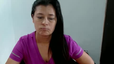 Snapshot of adriana_milf chatting on May 27, 3:09 pm Adriana milf online show from May 27, 3:09 pm
