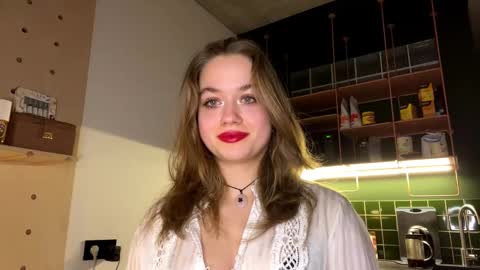 adrianaelizy online show from February 6, 8:45 pm