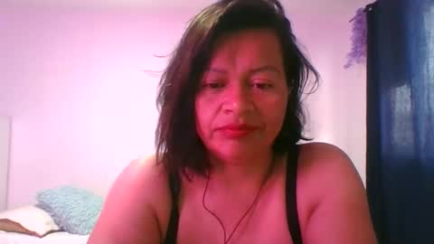 adrianagogo18 online show from September 18, 1:57 pm