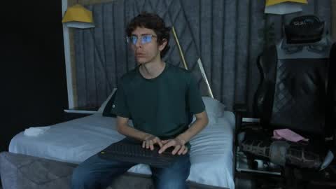 ADRIAN online show from June 3, 2:19 pm
