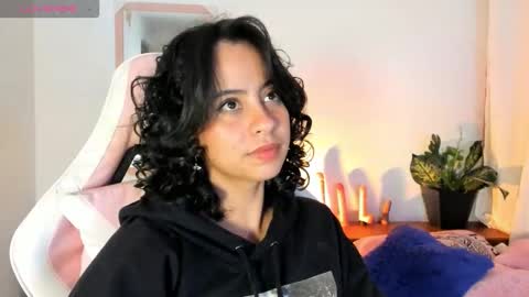 Snapshot of adriannyp chatting on October 31, 2:45 am adrianny online show from October 31, 2:45 am