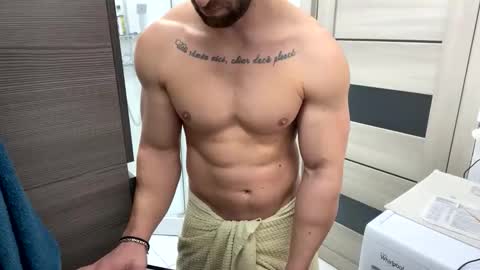 Snapshot of advp69 chatting on November 9, 1:53 pm Mrrfitt online show from November 9, 1:53 pm