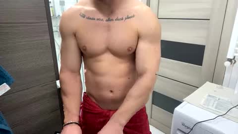 Snapshot of advp69 chatting on November 10, 5:39 am Mrrfitt online show from November 10, 5:39 am