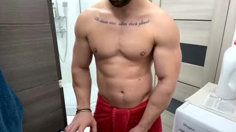 Snapshot of advp69 chatting on November 16, 1:28 pm Mrrfitt online show from November 16, 1:28 pm