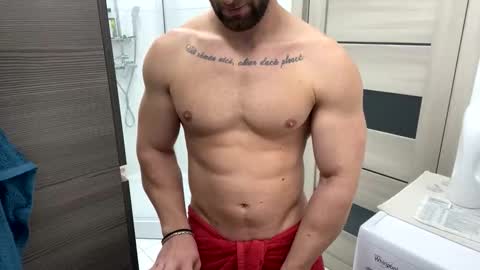 Snapshot of advp69 chatting on November 17, 4:57 pm Mrrfitt online show from November 17, 4:57 pm