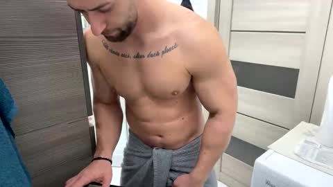 Snapshot of advp69 chatting on November 20, 9:36 pm Mrrfitt online show from November 20, 9:36 pm