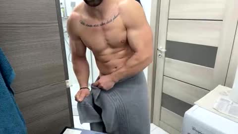 Snapshot of advp69 chatting on November 21, 10:03 am Mrrfitt online show from November 21, 10:03 am