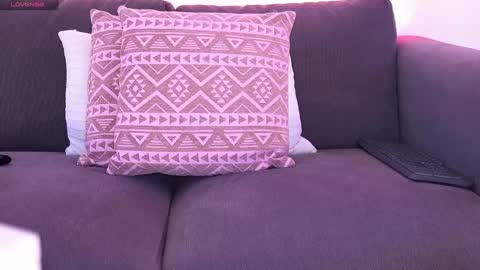 Snapshot of ady_w_o_w chatting on January 18, 10:06 am Ada online show from January 18, 10:06 am