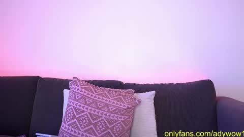 Snapshot of ady_w_o_w chatting on March 10, 10:59 am Ada online show from March 10, 10:59 am