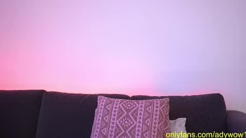 Snapshot of ady_w_o_w chatting on March 12, 12:36 pm Ada online show from March 12, 12:36 pm