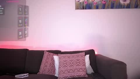 Snapshot of ady_w_o_w chatting on October 22, 12:27 pm Ada online show from October 22, 12:27 pm