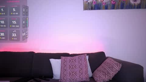 Snapshot of ady_w_o_w chatting on November 15, 12:13 pm Ada online show from November 15, 12:13 pm