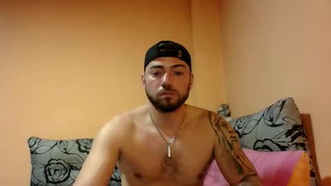 Snapshot of aerthurethan chatting on October 27, 10:25 pm aerthurethan online show from October 27, 10:25 pm