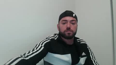 Snapshot of aerthurethan chatting on November 30, 2:43 pm aerthurethan online show from November 30, 2:43 pm