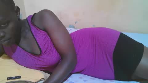 Snapshot of african_pussy2 chatting on November 14, 7:40 am african_pussy2 online show from November 14, 7:40 am