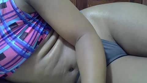 Snapshot of africanngirl chatting on December 10, 7:54 pm africanngirl online show from December 10, 7:54 pm