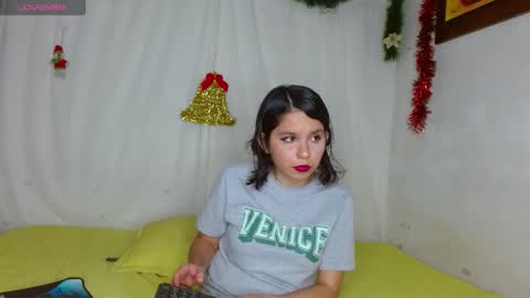 Snapshot of afrodita_024 chatting on November 24, 9:25 pm afrodita_024 online show from November 24, 9:25 pm