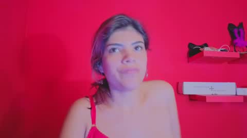 afroditamoore online show from October 15, 3:50 am