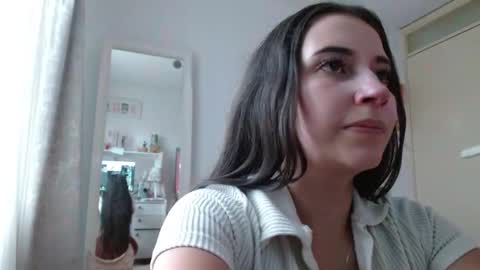 afrodithaa_ online show from February 6, 8:34 pm