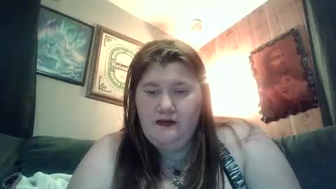 Babygirls353637 online show from April 20, 12:02 am