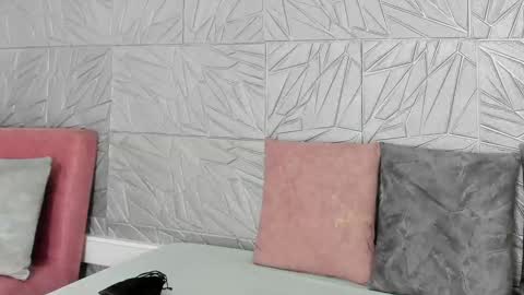 Agatadelphine online show from September 22, 1:13 pm