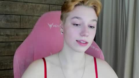 Snapshot of agatagate chatting on February 7, 5:22 am AgataGate online show from February 7, 5:22 am